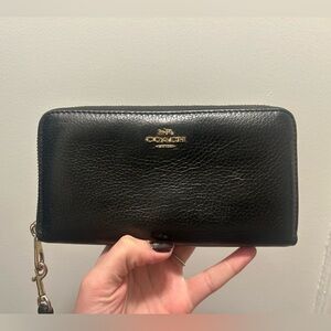 Coach Black Leather Wrislet